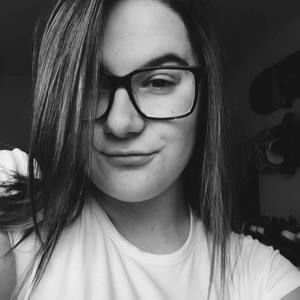 Meet your Posher, Alexys